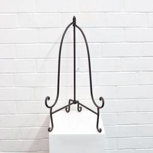 table easel black