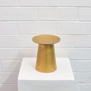 Simple gold candleholder