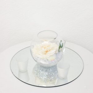 Centrepiece-package-white